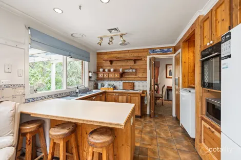 Property photo of 1 Murndal Drive Donvale VIC 3111