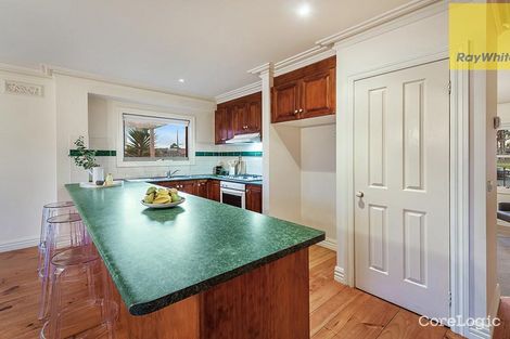 Property photo of 2 Simmonds Place Roxburgh Park VIC 3064