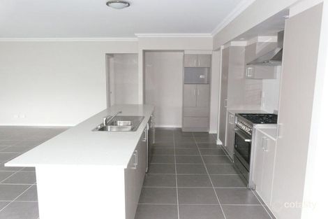 Property photo of 22 Bathersby Crescent Augustine Heights QLD 4300