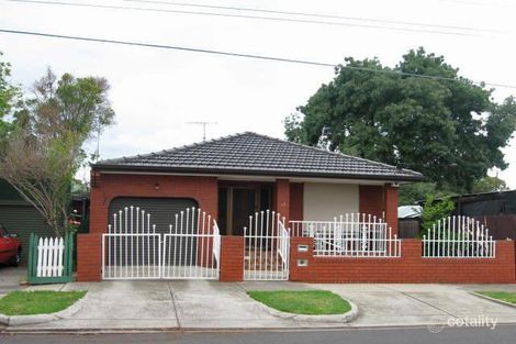 17 Salisbury St, Newport, VIC 3015