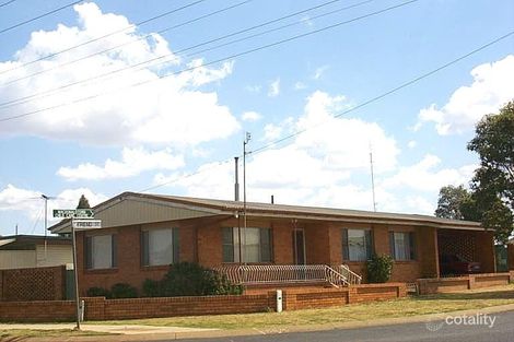 121 Drayton Rd, Harristown, QLD 4350