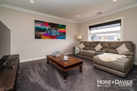 Property photo of 101 Messenger Avenue Boorooma NSW 2650