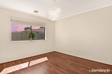 Property photo of 10 Lobelia Street Pakenham VIC 3810