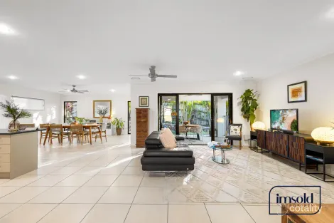 Property photo of 19 Lindfield Circuit Noosaville QLD 4566