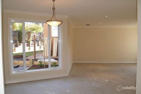Property photo of 13 Calvin Crescent Doncaster East VIC 3109