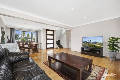 Property photo of 4 Marina Street Budgewoi NSW 2262