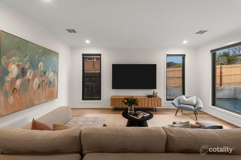 Property photo of 5 Highland Boulevard Ringwood VIC 3134