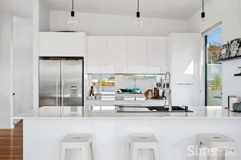 Property photo of 2/10 Davista Drive Norwood TAS 7250