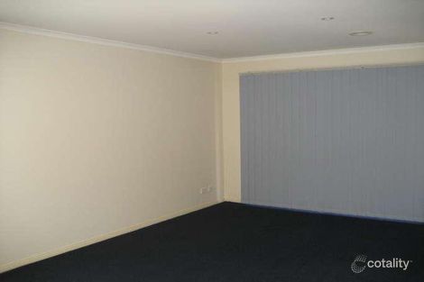 Property photo of 16 Provence Place Narre Warren South VIC 3805