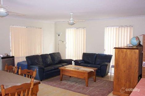 Property photo of 11 Araluen Place Carindale QLD 4152
