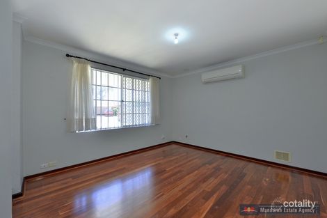 Property photo of 4 Harding Close Waikiki WA 6169