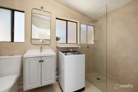 Property photo of 13 Pine Avenue Brookvale NSW 2100