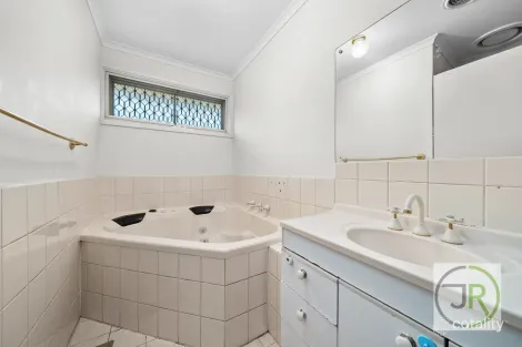 Property photo of 42 Riverview Crescent Eumemmerring VIC 3177