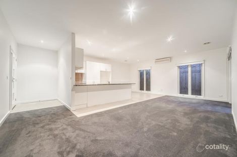 Property photo of 2/6 Howard Avenue Mount Waverley VIC 3149