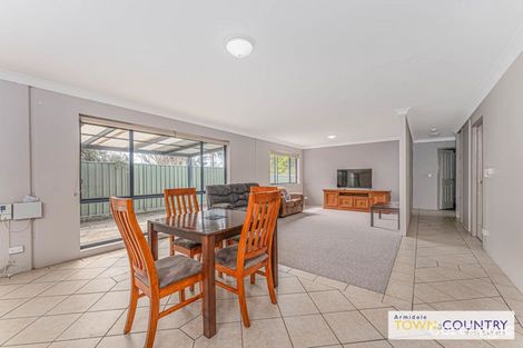 Property photo of 2/6 Grills Place Armidale NSW 2350