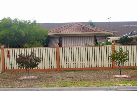 25 Myers Pde, Altona Meadows, VIC 3028