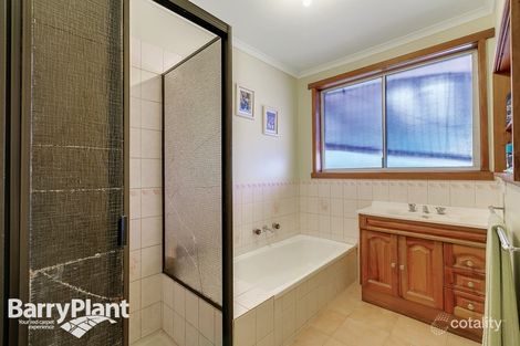 Property photo of 14 St Georges Court Sebastopol VIC 3356