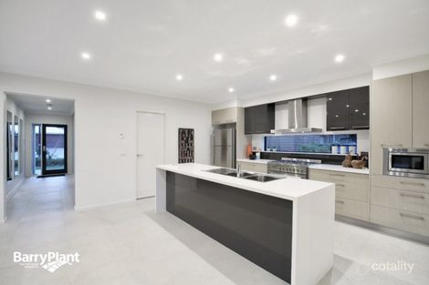Property photo of 13 Cavalier Drive Craigieburn VIC 3064
