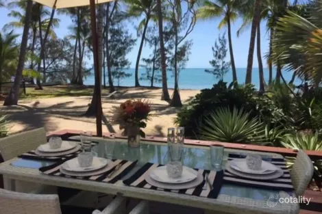 Property photo of 19 Oak Street Oak Beach QLD 4877