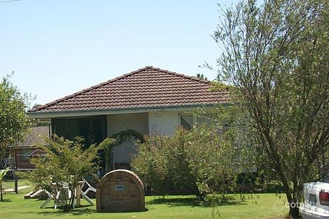 6 Lynch St, Riverview, QLD 4303