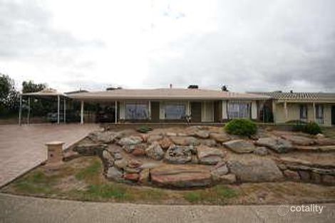 38 Kurrambi Cres, Hallett Cove, SA 5158