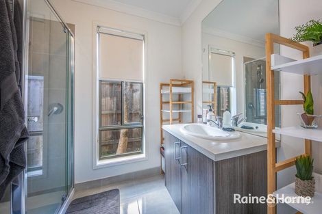 Property photo of 5 Salerno Crescent Doreen VIC 3754