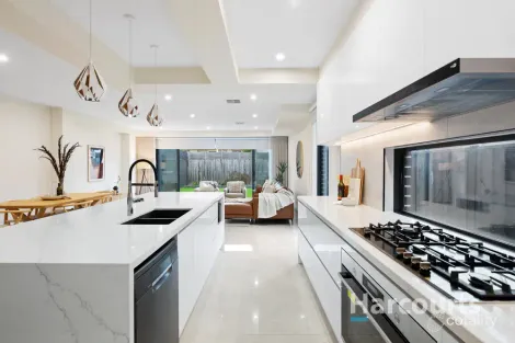Property photo of 10A Luain Avenue Oakleigh South VIC 3167