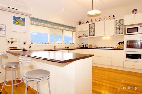 Property photo of 3 Tamlin Place Chirnside Park VIC 3116