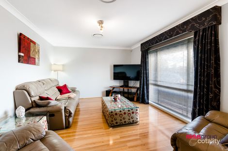 Property photo of 1 Aaron Place Plumpton NSW 2761
