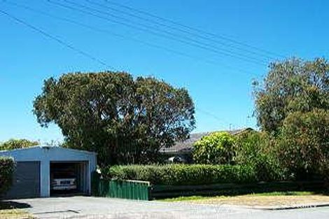 2 David St, Spencer Park, WA 6330