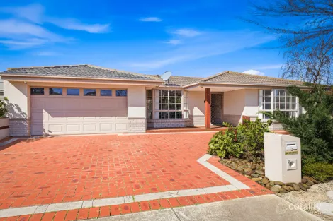 2 RHINE ST, WERRIBEE, VIC 3030