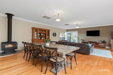 Property photo of 23 Bradman Avenue Mount Evelyn VIC 3796