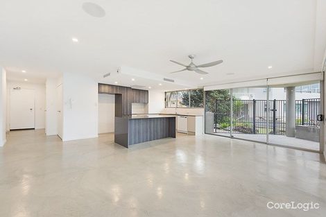 Property photo of 2/150 Hedges Avenue Mermaid Beach QLD 4218