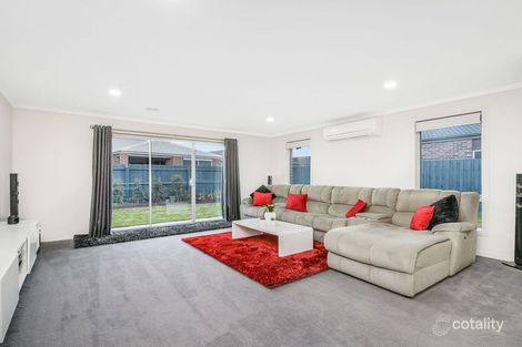 Property photo of 50 Rosella Avenue Pakenham VIC 3810