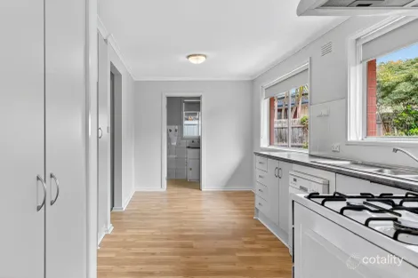 Property photo of 2 Parkwood Place Melton West VIC 3337