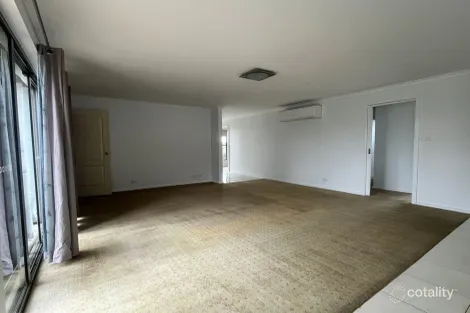 Property photo of 12 Albert Street Carisbrook VIC 3464