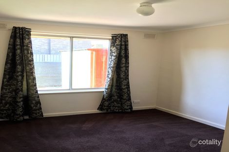 Property photo of 66 Kentwood Road Morphett Vale SA 5162