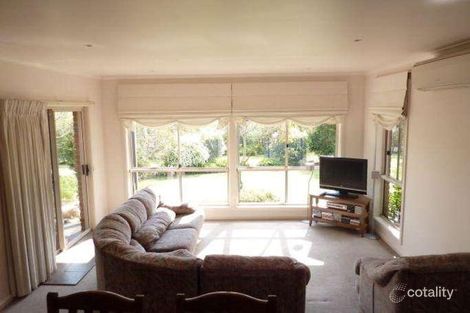 Property photo of 11 Nicole Court Wy Yung VIC 3875