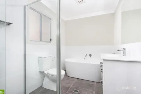 Property photo of 4/15 Emerson Road Dapto NSW 2530