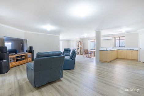 Property photo of 36 Bordeaux Ramble Port Kennedy WA 6172