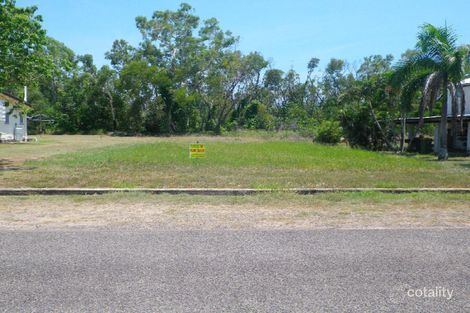 13 Herring St, Taylors Beach, QLD 4850