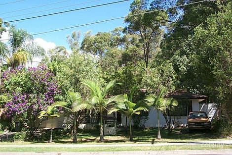 Property photo of 35 Station Road Loganlea QLD 4131