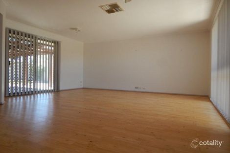 Property photo of 27 Bangalla Place Springdale Heights NSW 2641
