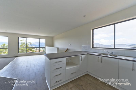 Property photo of 3/11 Ironbark Drive Claremont TAS 7011