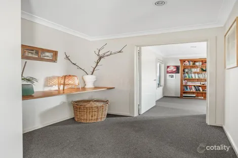 Property photo of 2/23 Laha Crescent Preston VIC 3072