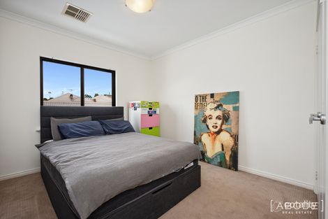 Property photo of 27/9 Healy Road Hamilton Hill WA 6163