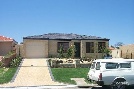 7 Pearl Rd, Cloverdale, WA 6105