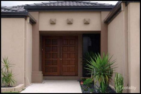 9 Hopkins St, Petrie, QLD 4502