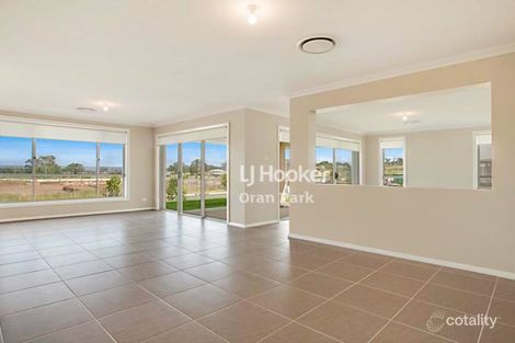 Property photo of 18 Buckingham Loop Oran Park NSW 2570