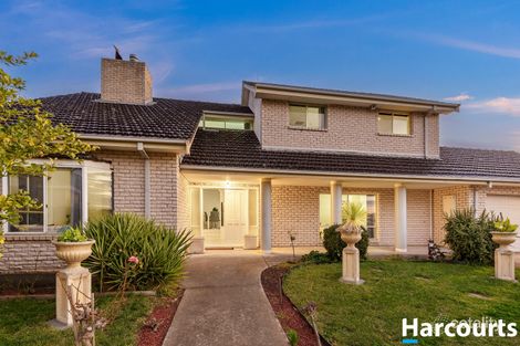 Property photo of 10 Kassan Gardens Endeavour Hills VIC 3802